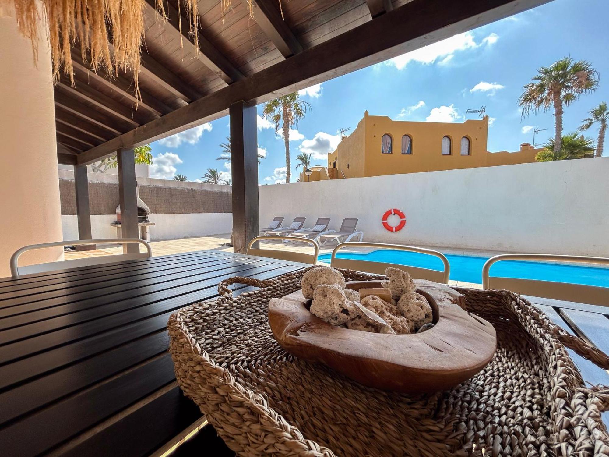 House Boho Palm With Private Heated Pool And Garden, 3 Bedrooms, Wi-Fi Κοραλέχο Εξωτερικό φωτογραφία